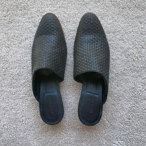 Billy Reid navy woven mules size 9. Unworn outside.